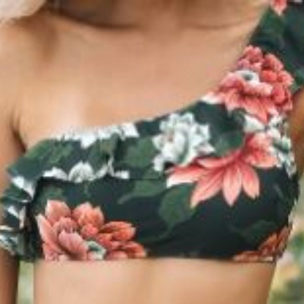 Dark Green floral one shoulder ruffle bikini top by Cupshe size small - Picture 3 of 3